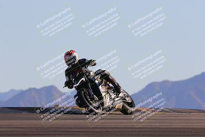 media/Nov-06-2023-Moto Forza (Mon) [[ce023d0744]]/3-Intermediate Group/Session 5 (Turn 9)/